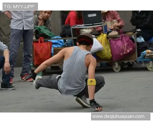 街舞纪实：见证成都街舞队从默默无闻到璀璨舞台的成长历程MBA