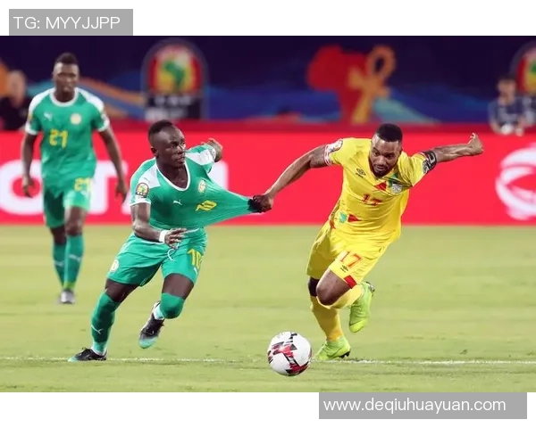 马内的足球之路：从塞内加尔小镇到世界顶级联赛的辉煌历程