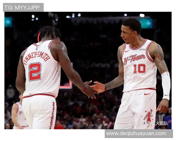 周四305热火对决火箭两队争夺季后赛席位精彩对抗即将上演