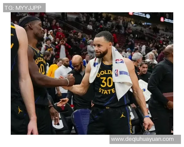 库里三分球总数超4000成历史第一人再创辉煌成就 库里三分球总数超4000成历史第一人再创辉煌成就