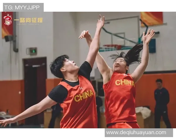 深圳篮球队快攻革新之路:重塑战术理念与团队协作的全新篇章 深圳篮球队快攻革新之路:重塑战术理念与团队协作的全新篇章