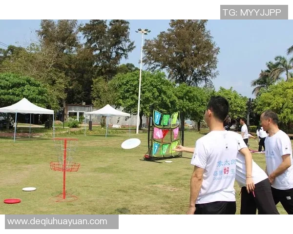 广州飞盘队与深圳飞盘队赛后复盘探讨团队协作的关键因素与表现